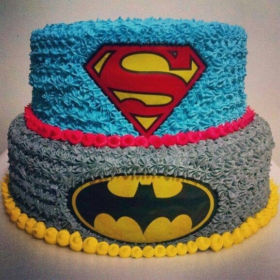 Batman and superman cake