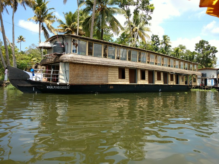 Houseboats