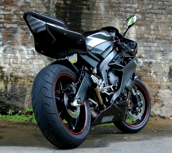 YAMAHA