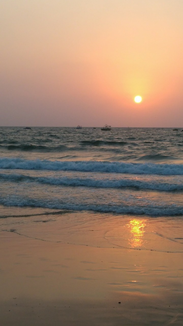 Sunset and the waves