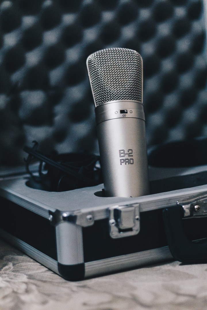 Microphone