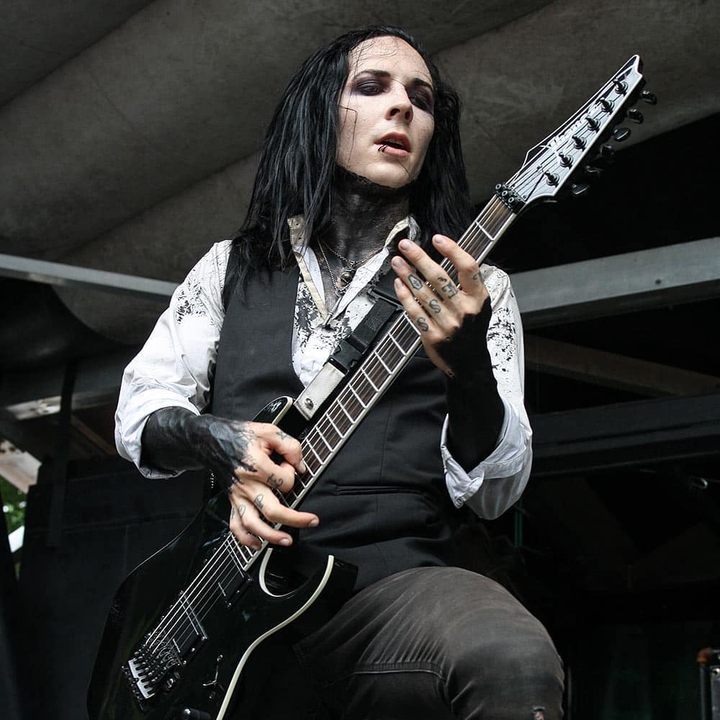 Ricky Olson ★