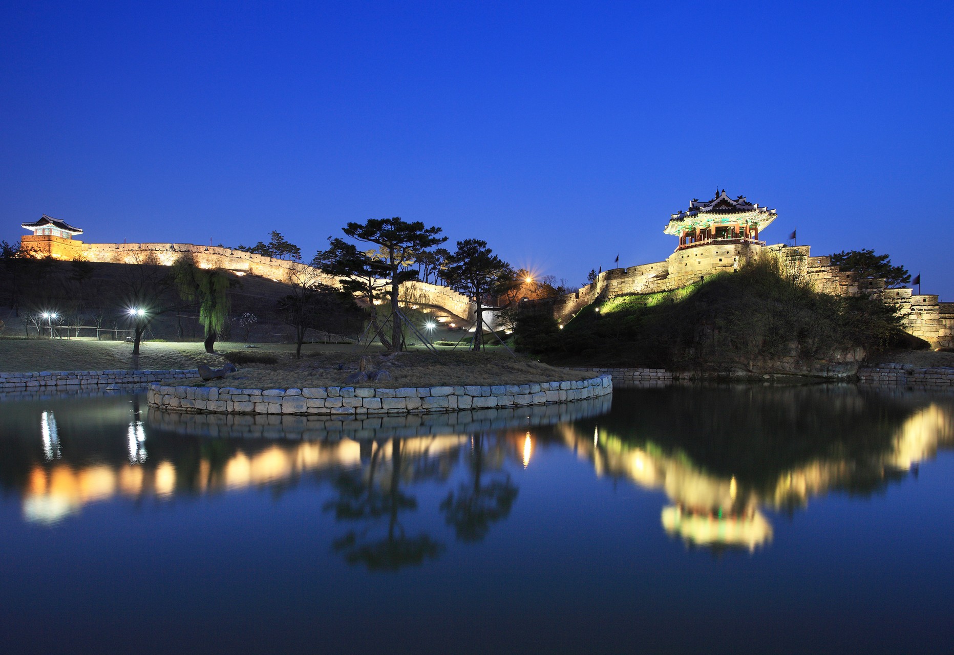 Nightveiw of Architecture