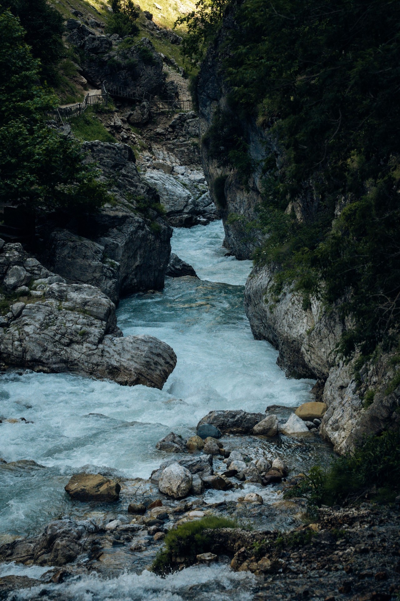 ταπετσαρίες rapids, Water