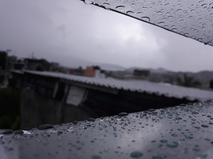 gotas en la ventana