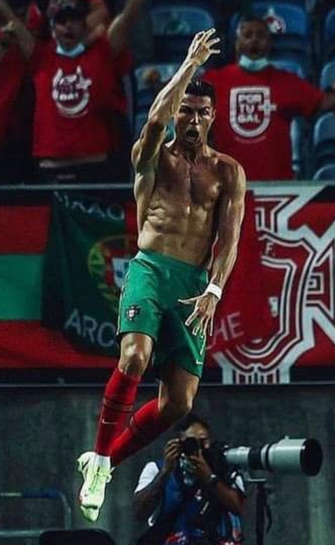 CR7