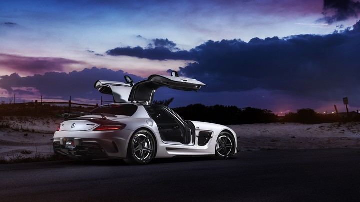 High speed and luxuries vehicle