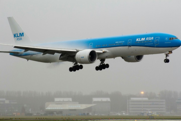 Airplane