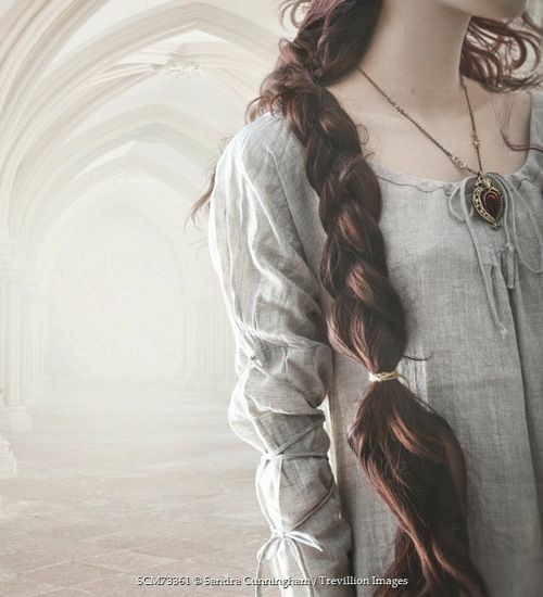 ،