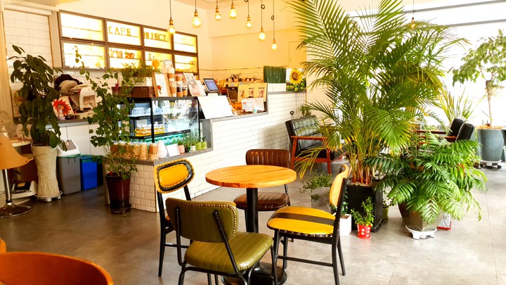 cafe 4