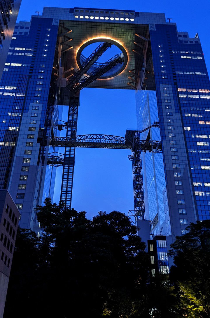 梅田スカイビル