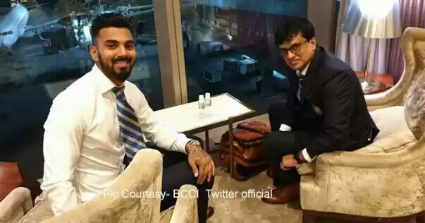 Team India at Mumbai Airport