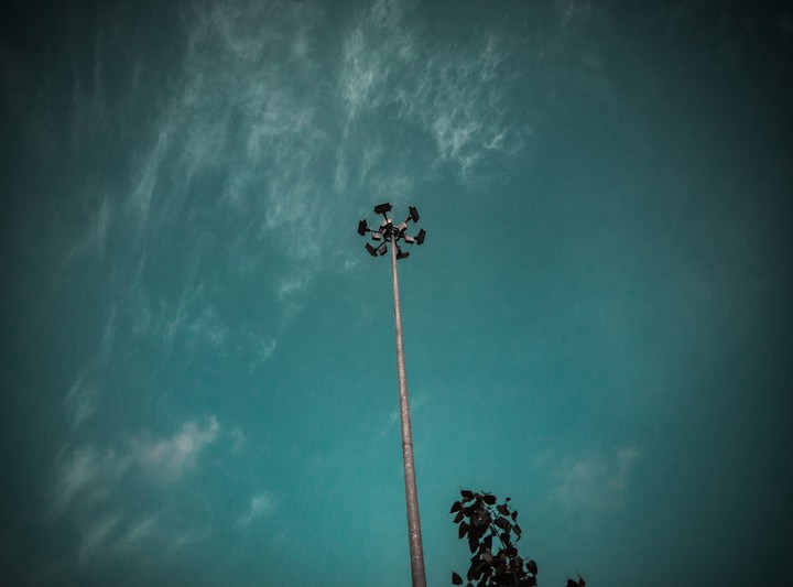 the street light ! ;)
