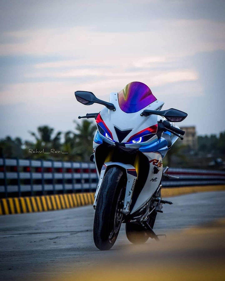R15
