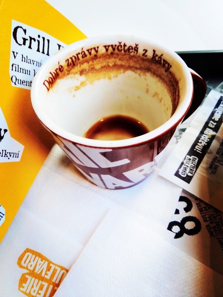 Message in the coffee cup