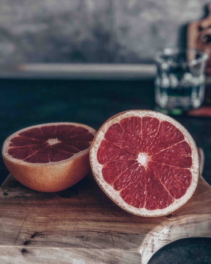 cut grapefruit