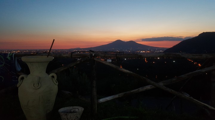 Vesuvio al tramonto