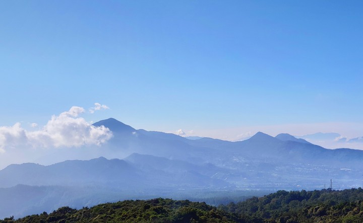 Tangkuban perahu