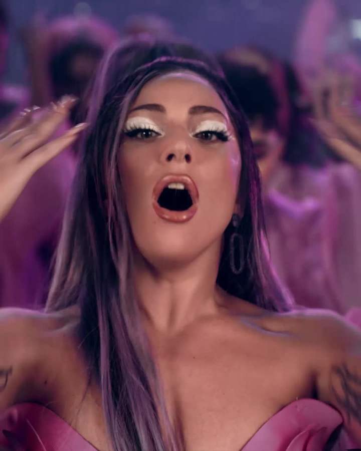 Ariana?! or Lady Gaga?!