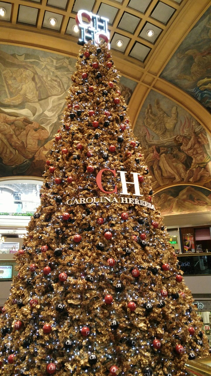 CH's Christmas Tree