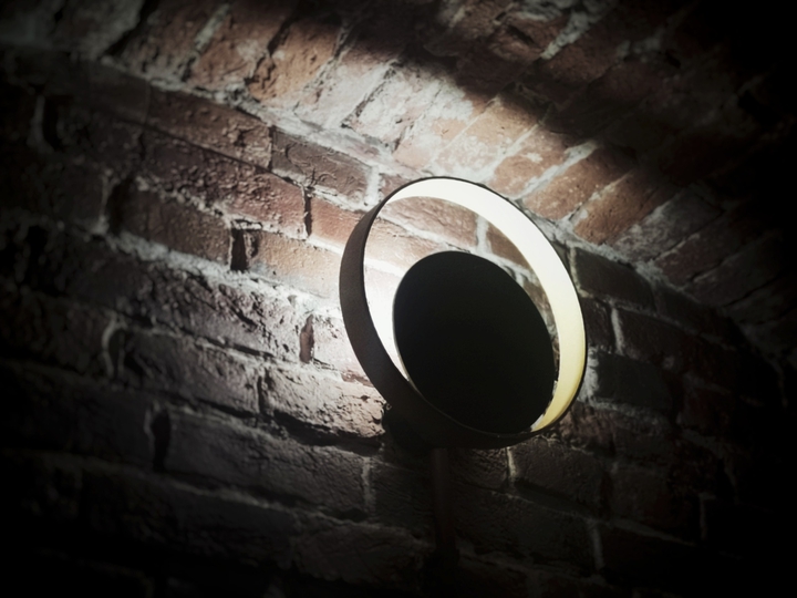 Eclipse, lamp