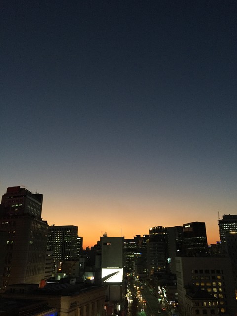 the glow of the sky at sundown