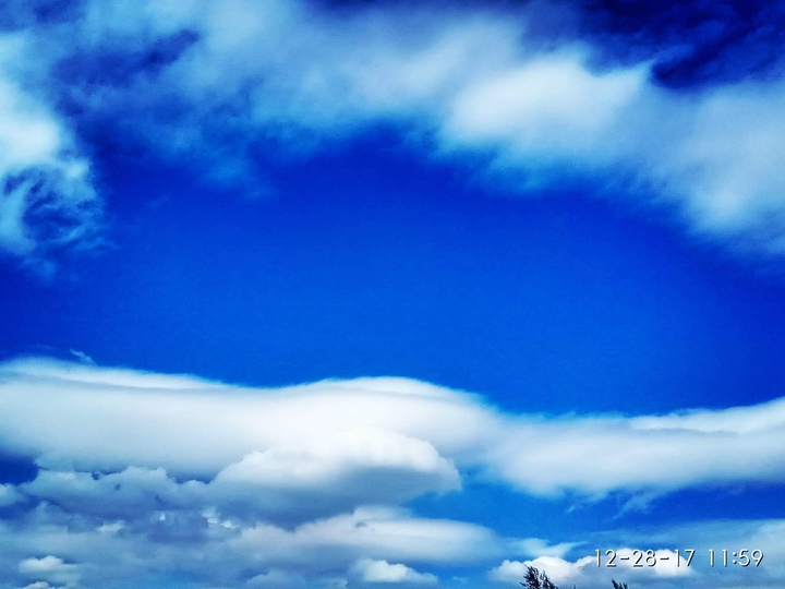Imaginary cloud
