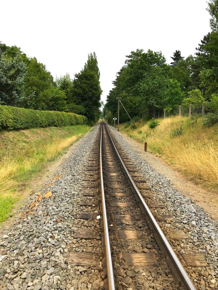train tracks