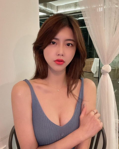 嘴唇, eyebrow桌布