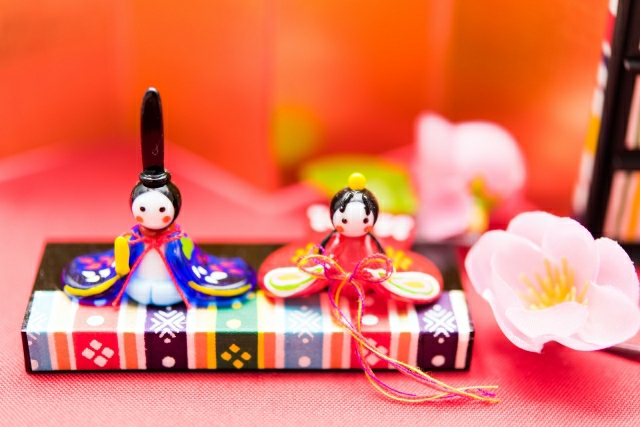 miniature Girls' Day display
