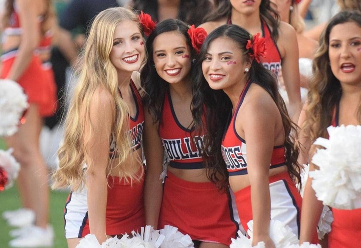 cheerleader
