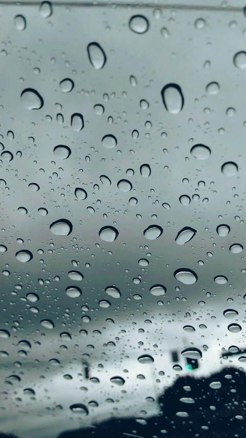Droplets of H2O