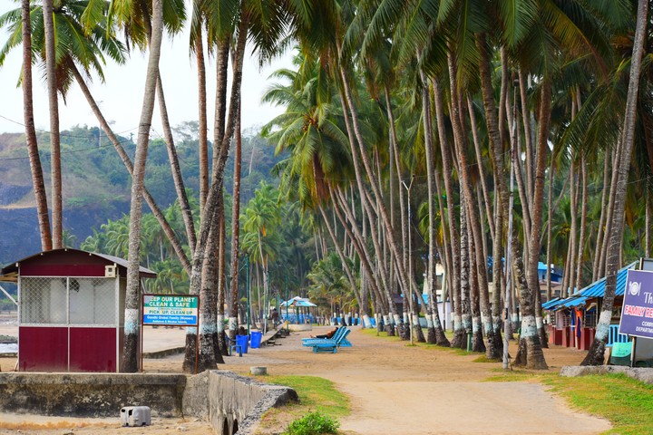 beach side andaman beach