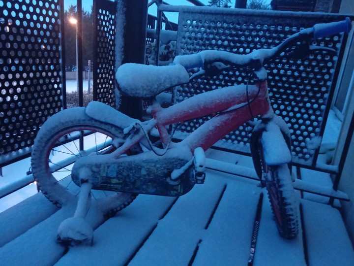 Snowy bicycle