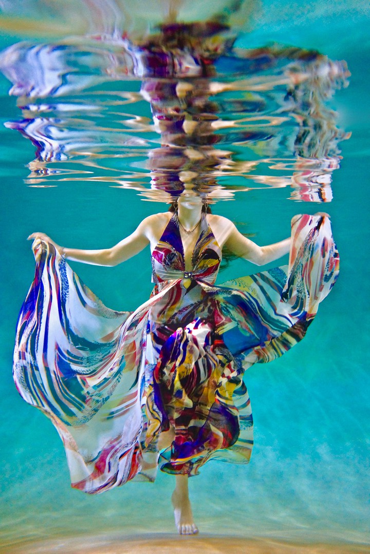 Underwater girl