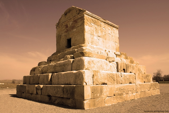 Kouroush Tomb,in Pasargad