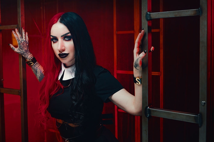 Ash Costello ♤