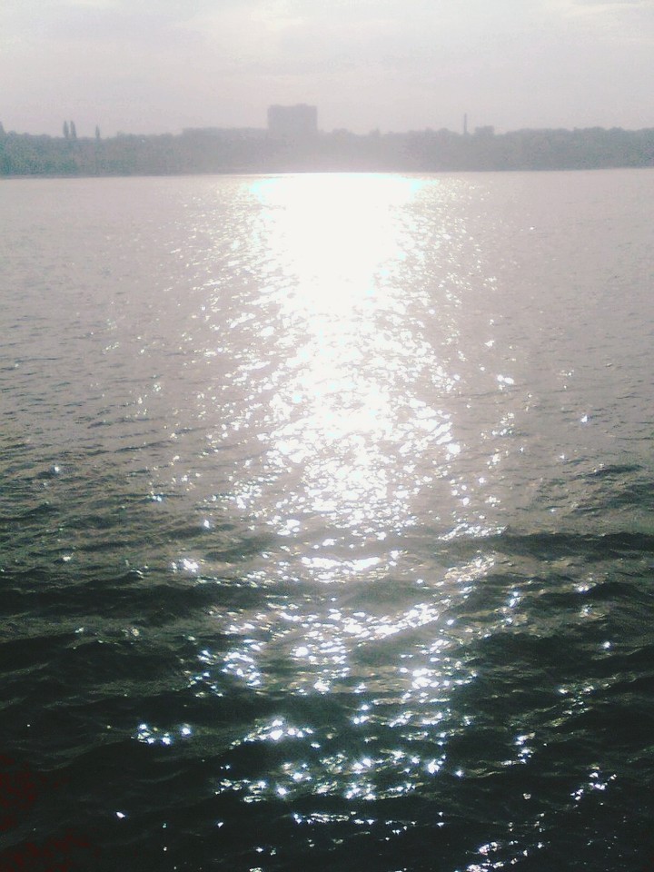 вода