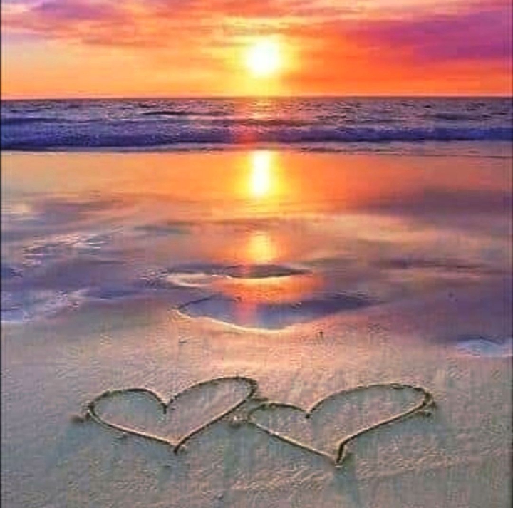 hearts in the sand