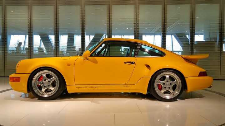 Porsche 911 (964) Turbo S 3.3 IMSA
