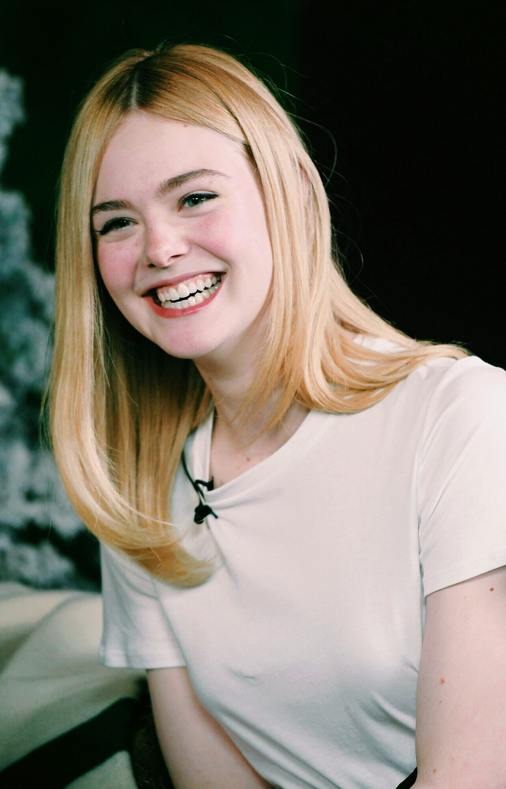 Elle - fanning