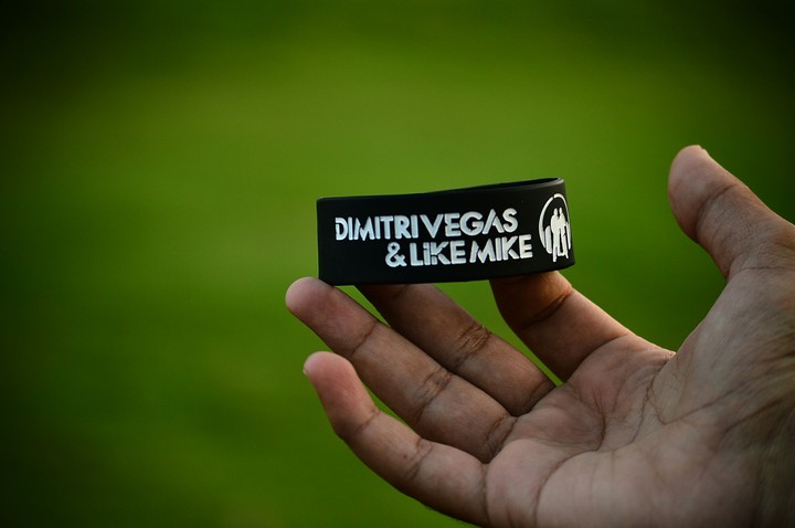 wrist band dvlm