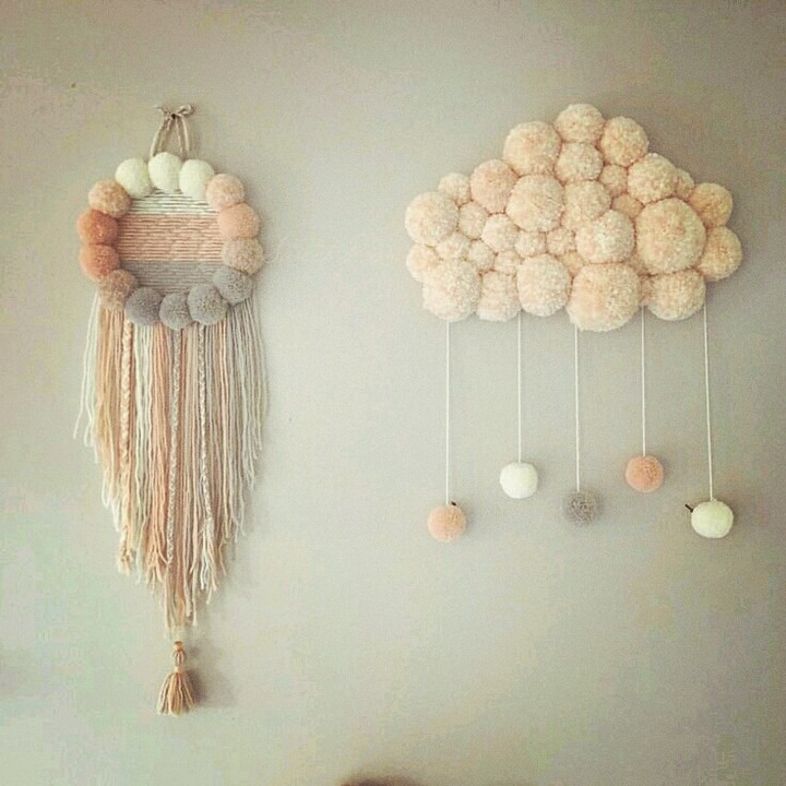 Beutiful decoration from pompoms❤