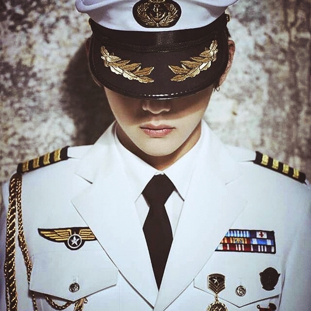 BTS V