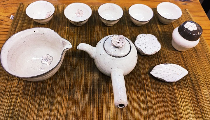 tea utensils