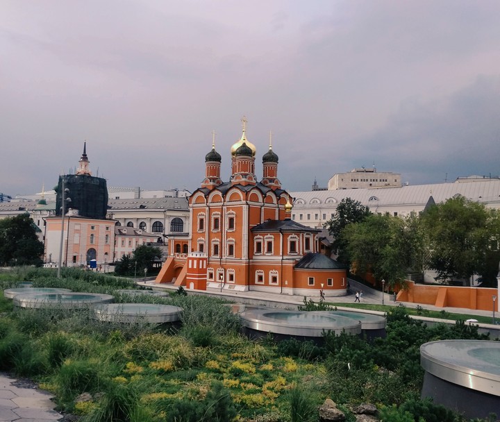 Москва