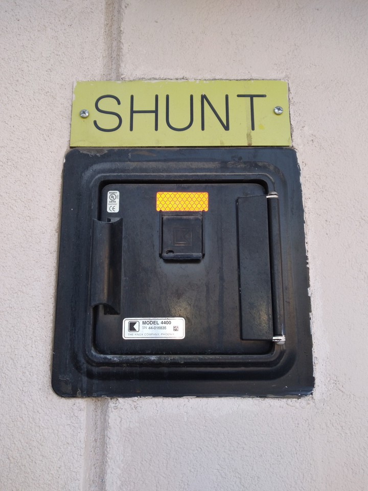 Shunt