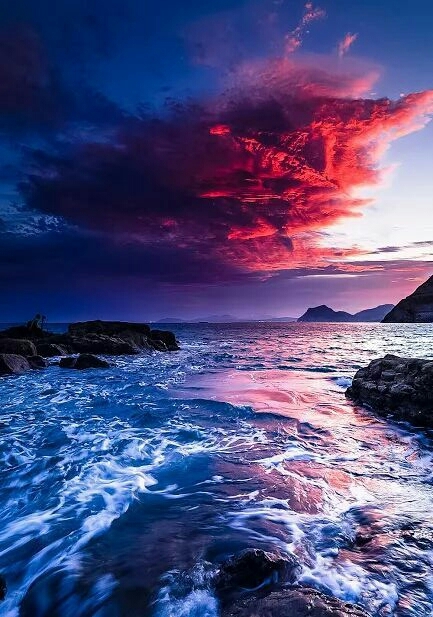 sea landscapes are favorite to me