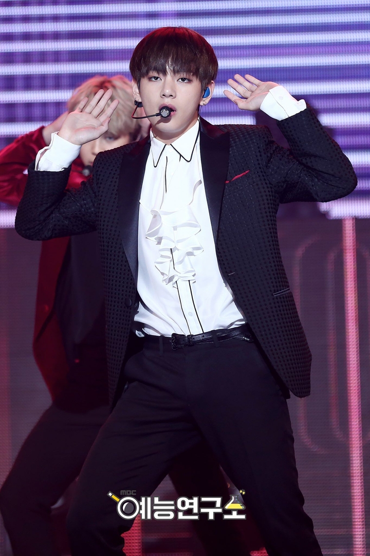 BTS~V