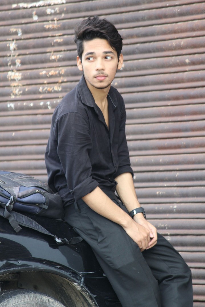 Addicted To Black.....